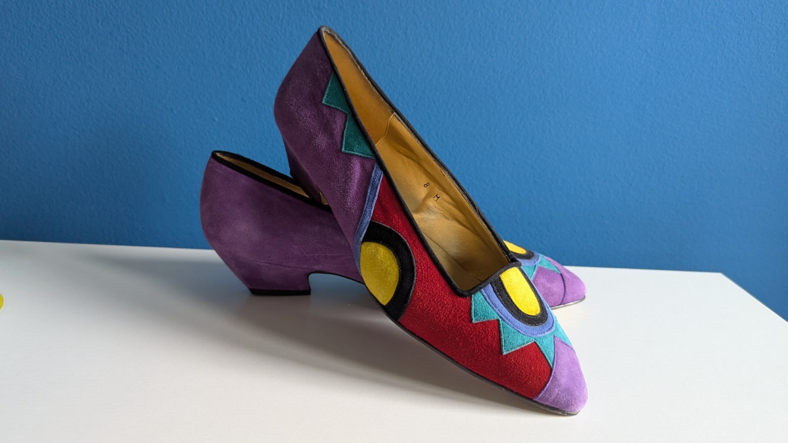 Deadstock Vtg 80’s 90’s Cha-Raye Spain Low Pumps Heels 8 Colorful Suede RARE