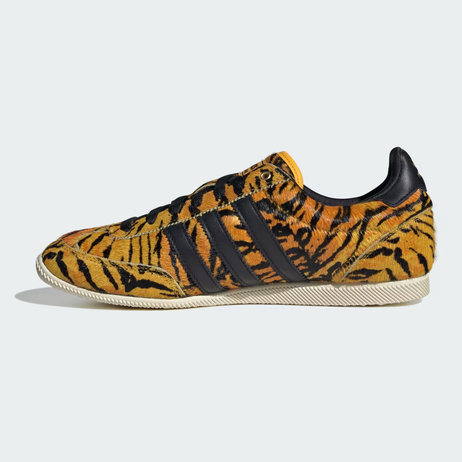 Adidas Japan Tiger Print Yellow Black Women’s New KI6545