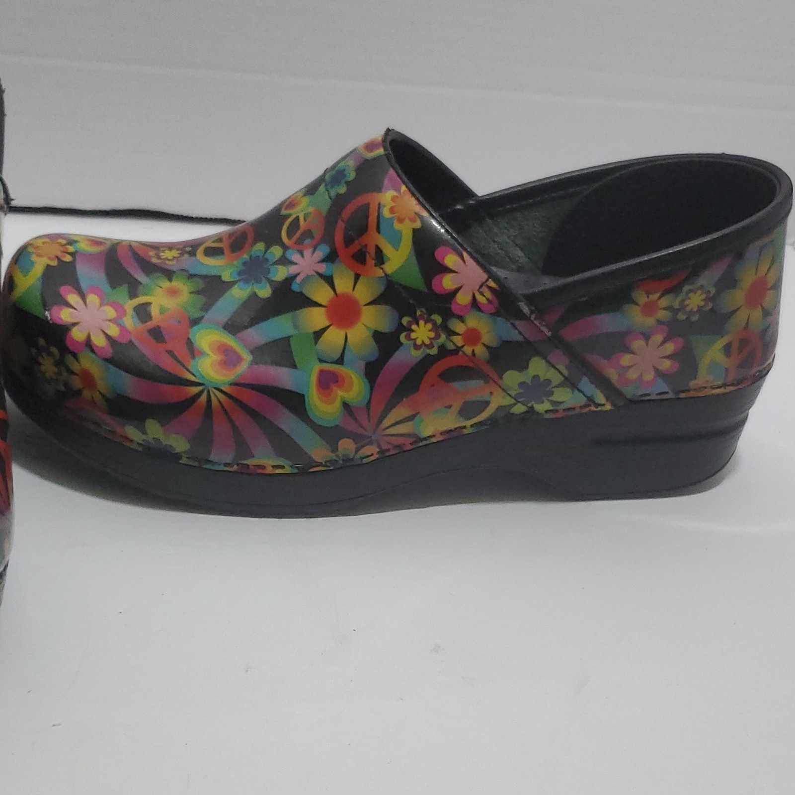Dansko Pro XP Flower Power Patent Leather Clogs US 9.5 Euro 40