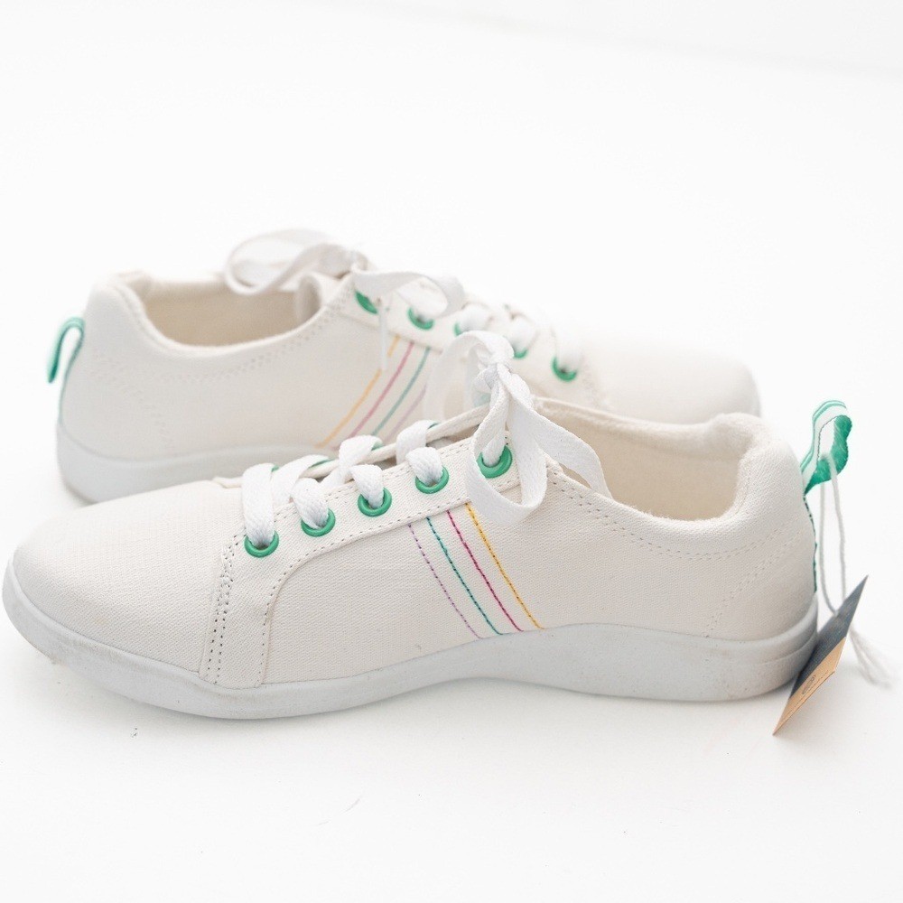 Vionic Beach Stinson White Canvas Lace Up Sneakers
