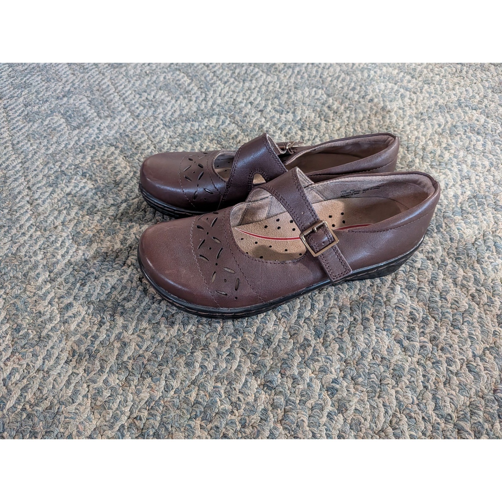Klogs Brown Leather Mary Jane Laser Cut Clogs Shoes Womens Size 8M Comfort Work