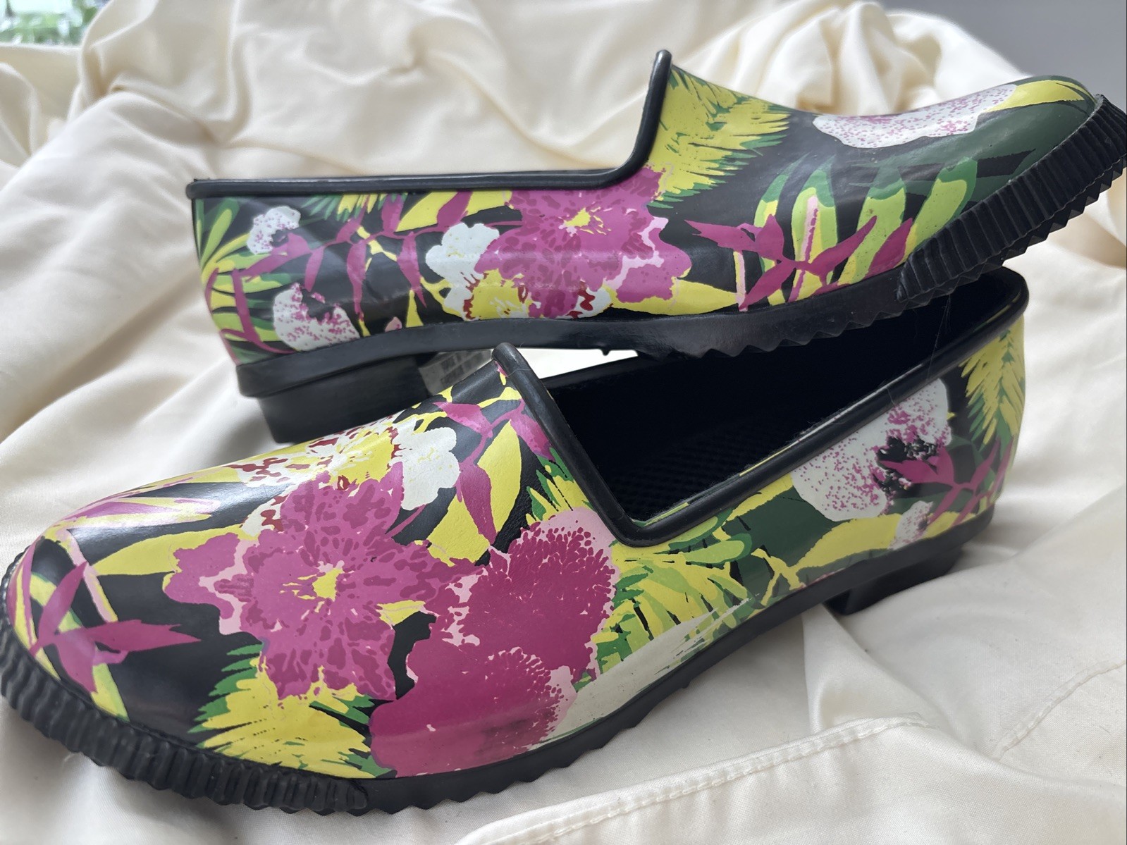 Women’s Cougar Rubber Rain/ Garden Shoes Boots 7.5 Floral Tropical Print