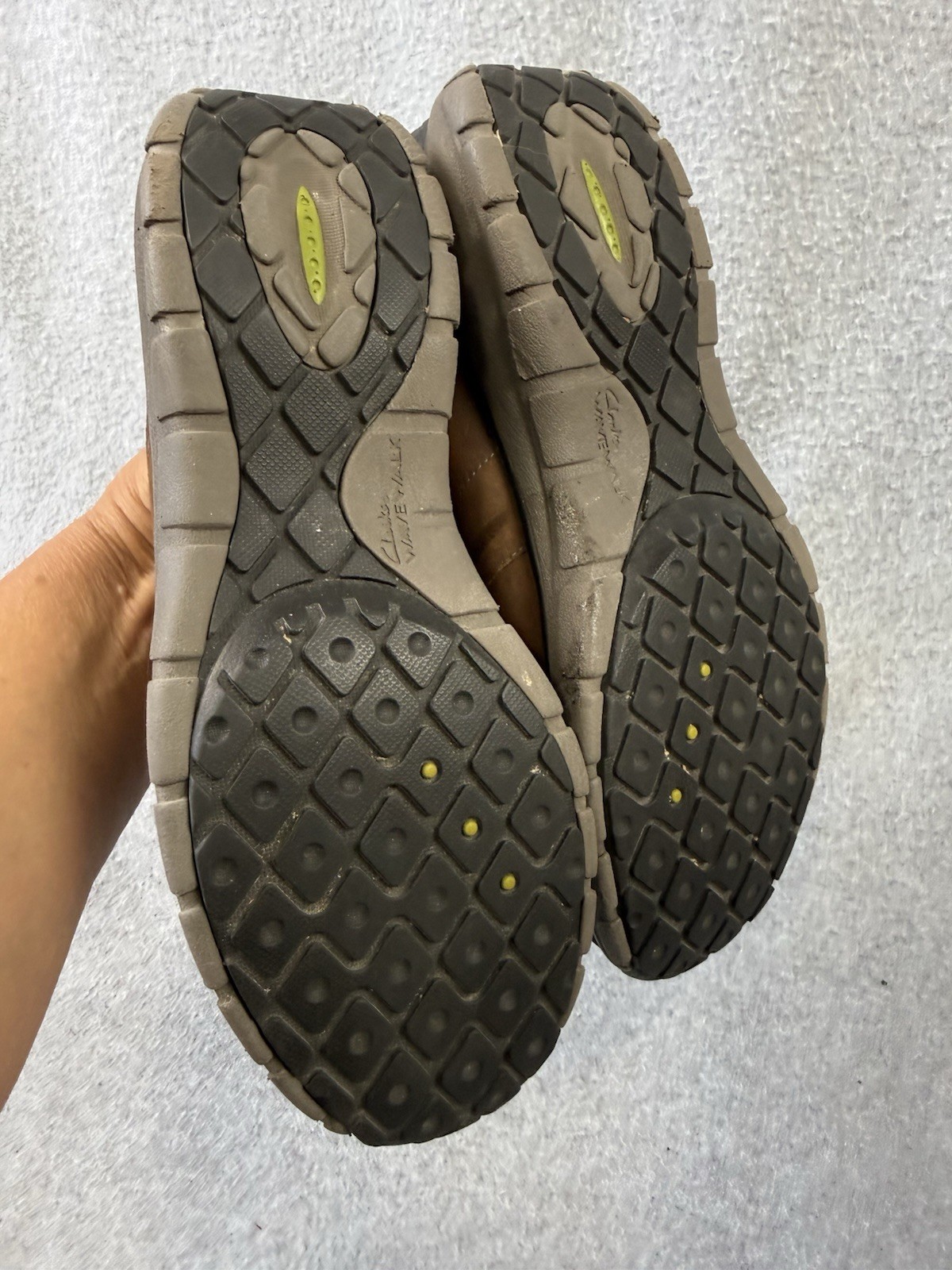 Clarks Wave Walk Hiking Walking Trail Shoes Women’s 9.5 Waterproof Leather Brown
