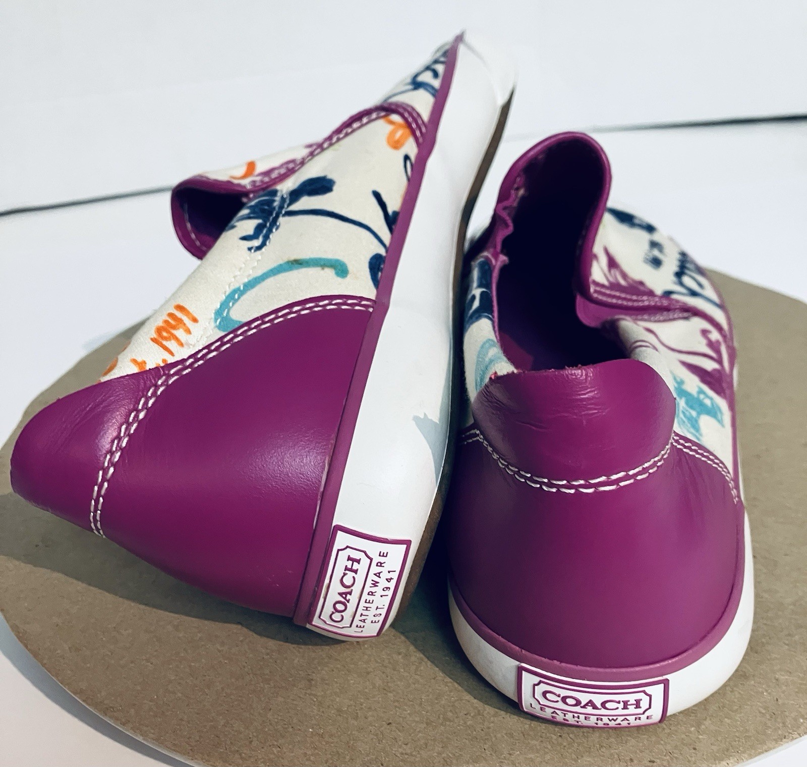 Coach Beale Slip On Sneakers White Multi-color Scribble Logo Signature Women 8.5