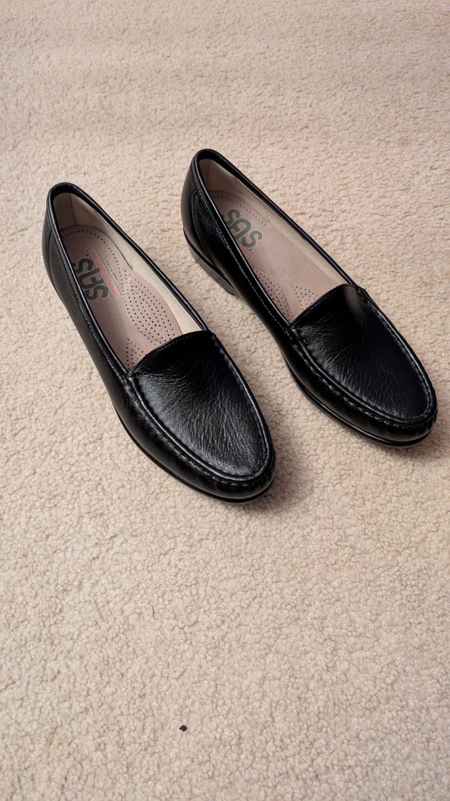 New SAS Tripod Comfort Women’s Black Leather Loafers Sz 10 N