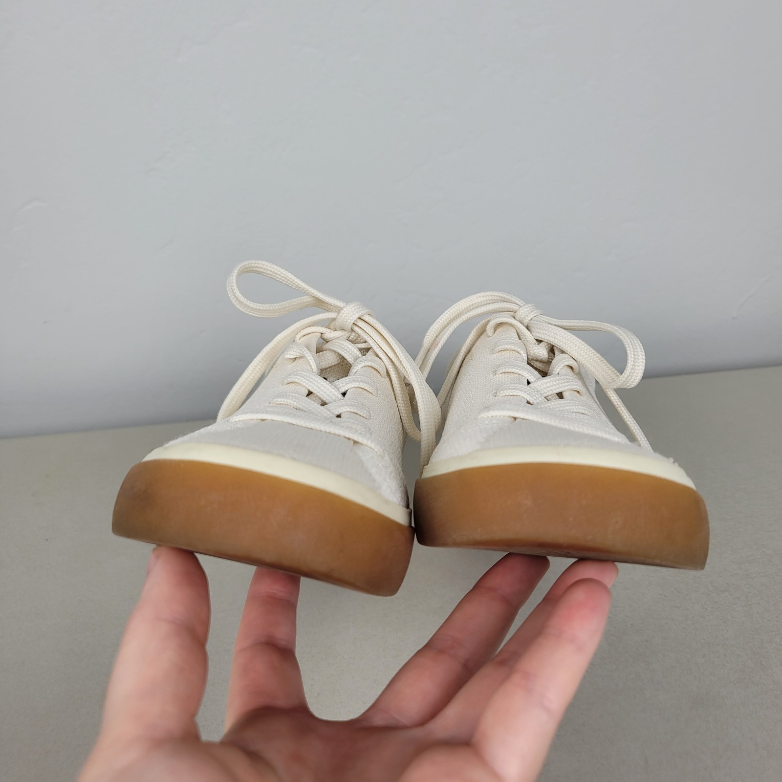 Rothy’s The Lace Up Sneakers Blonde Cream Off White Size 7