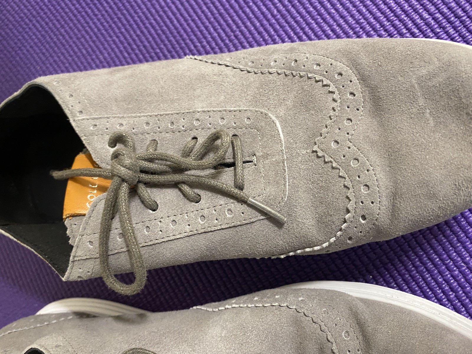 Cole Haan NEW Wingtip Oxfords, size 8.5B, gray suede w. white soles
