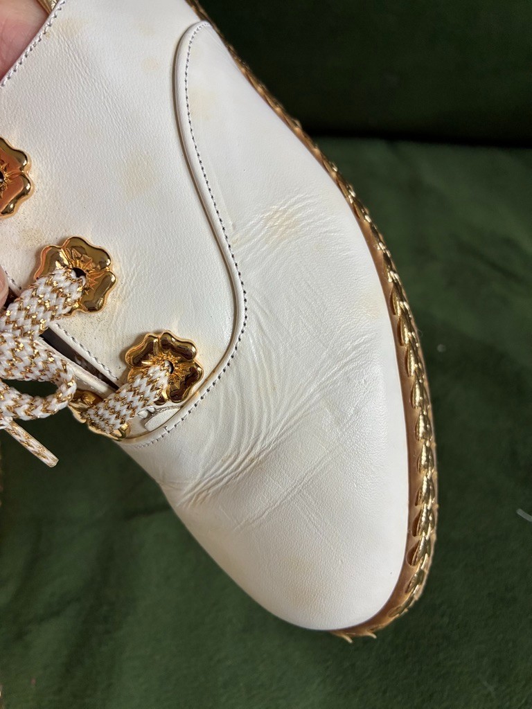 Vintage BALLY JALLUT White LEATHER Gold TRIM Flats Sneakers Size 5 Made in Italy