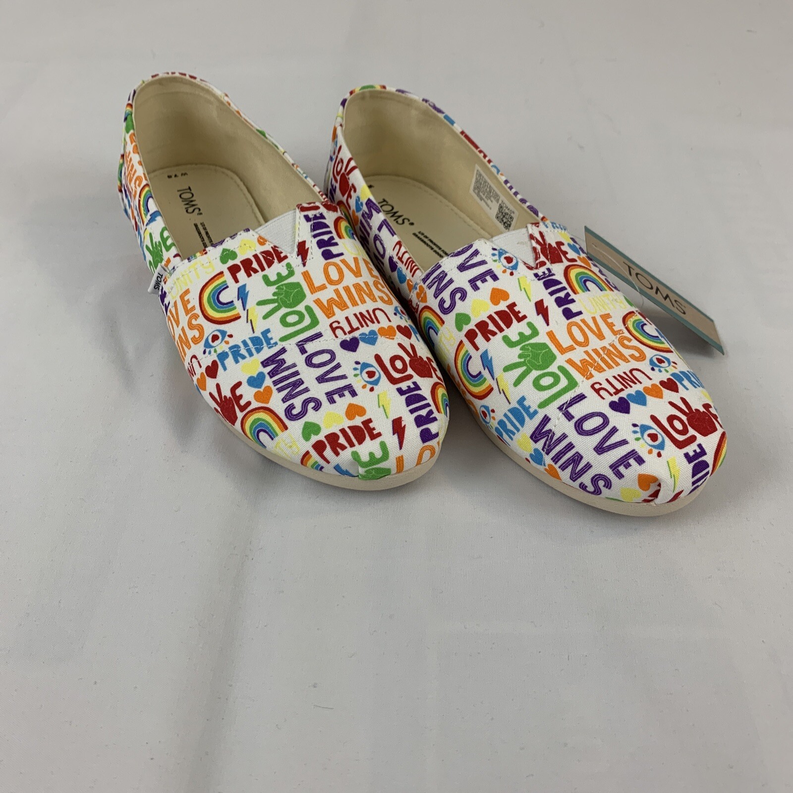TOMS PRIDE WHITE MULTI UNITY PRINT SLIP ON BELMONT SHOES WOMEN’S SIZE 7.5 NWOB
