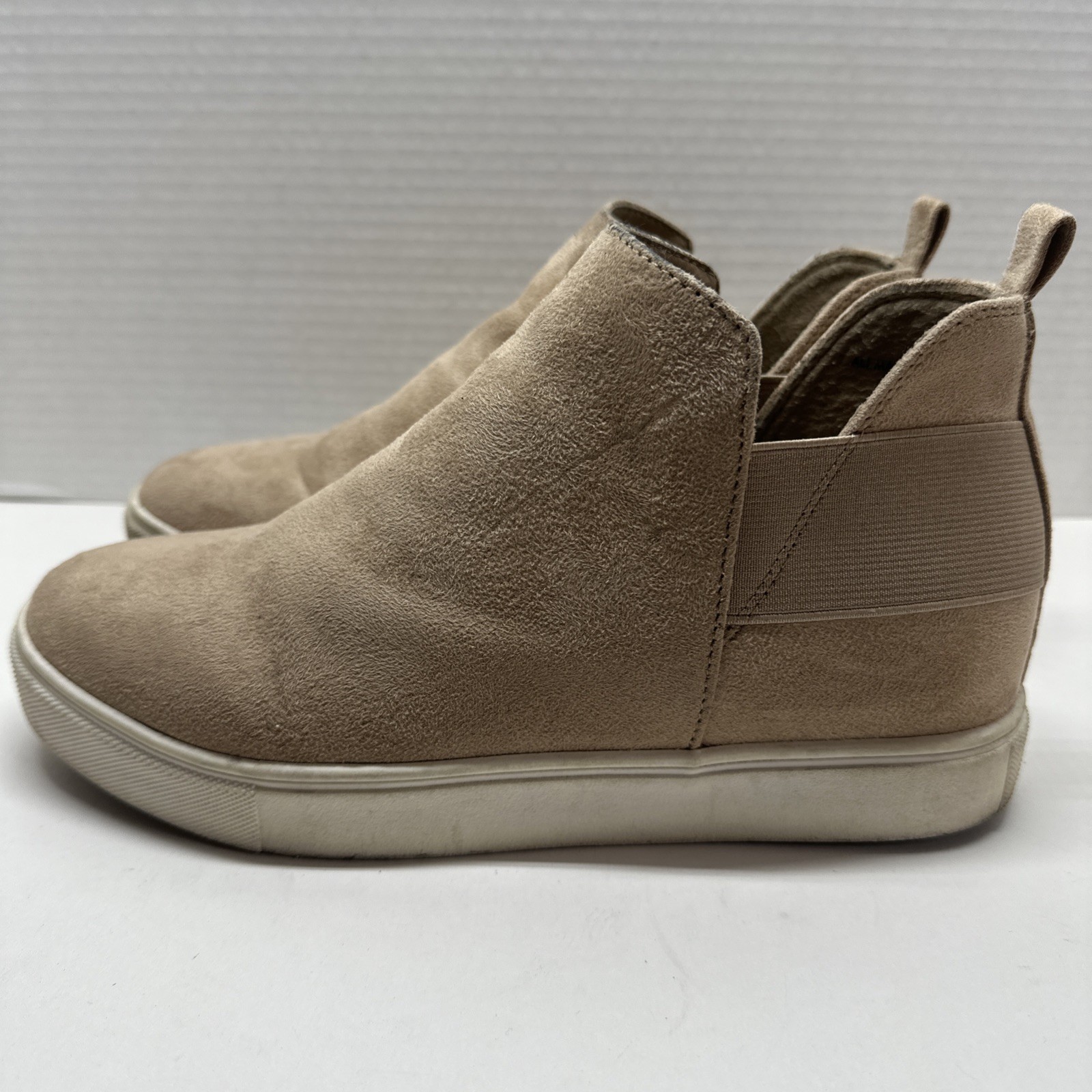 Soda Suede(man made) Brown Flat Slip On Bootie Women’s Size 8.5
