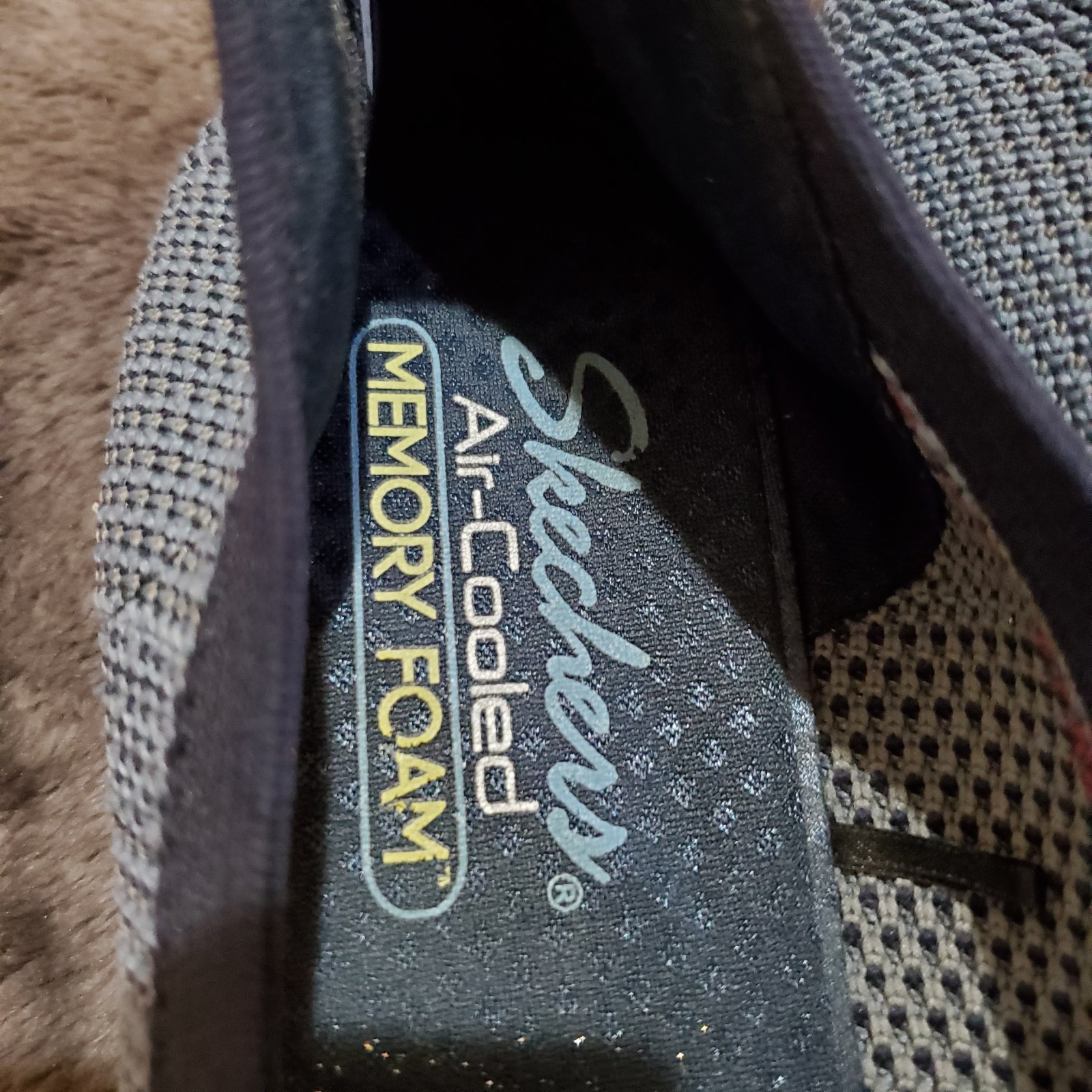 Skechers Air-cooled Memory Foam Mesh Slip On Shoes Women Sz 10