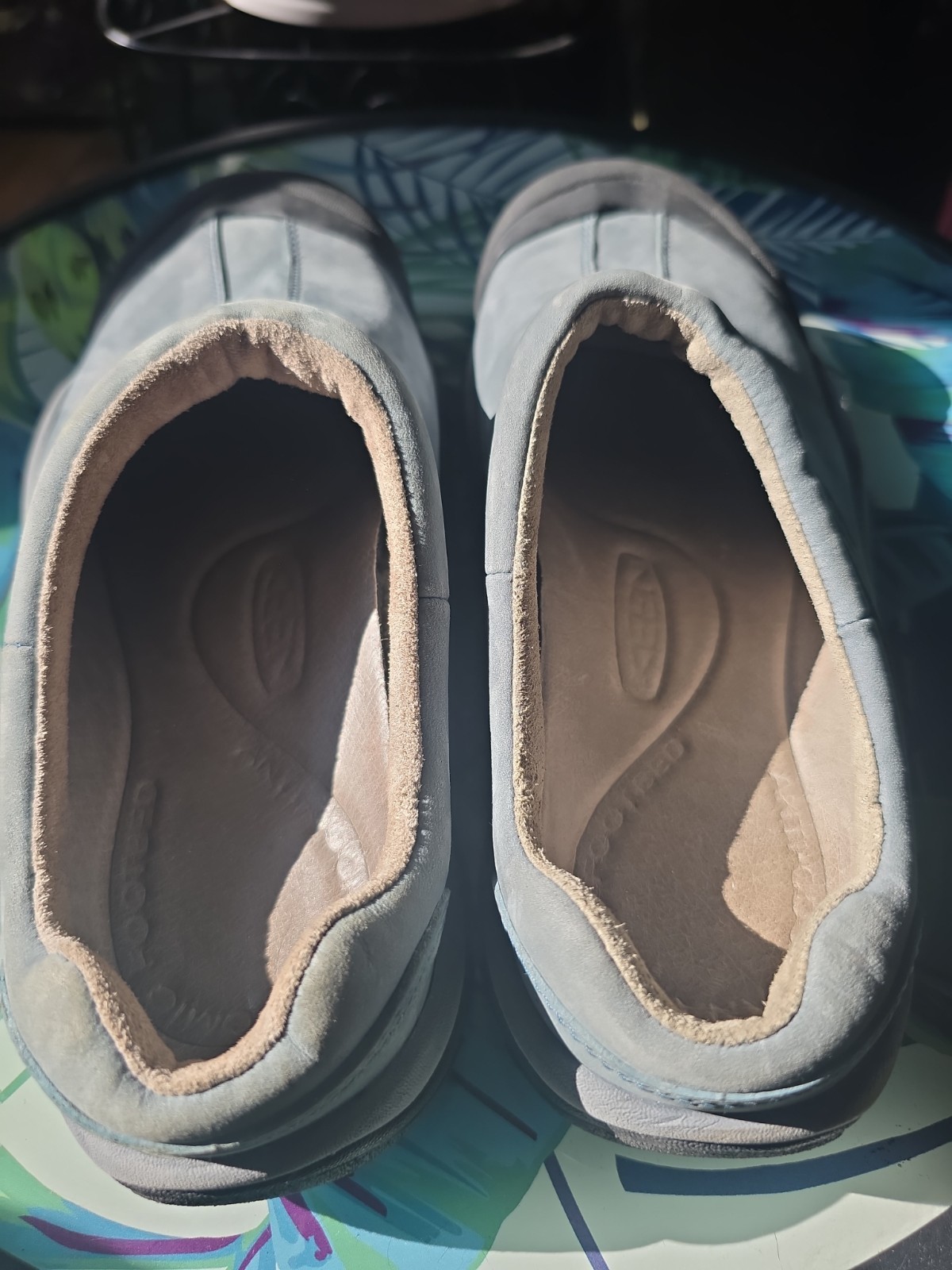KEEN Women’s Size 9 Leather Slip-On Comfort Casual Mules Clogs Shoes