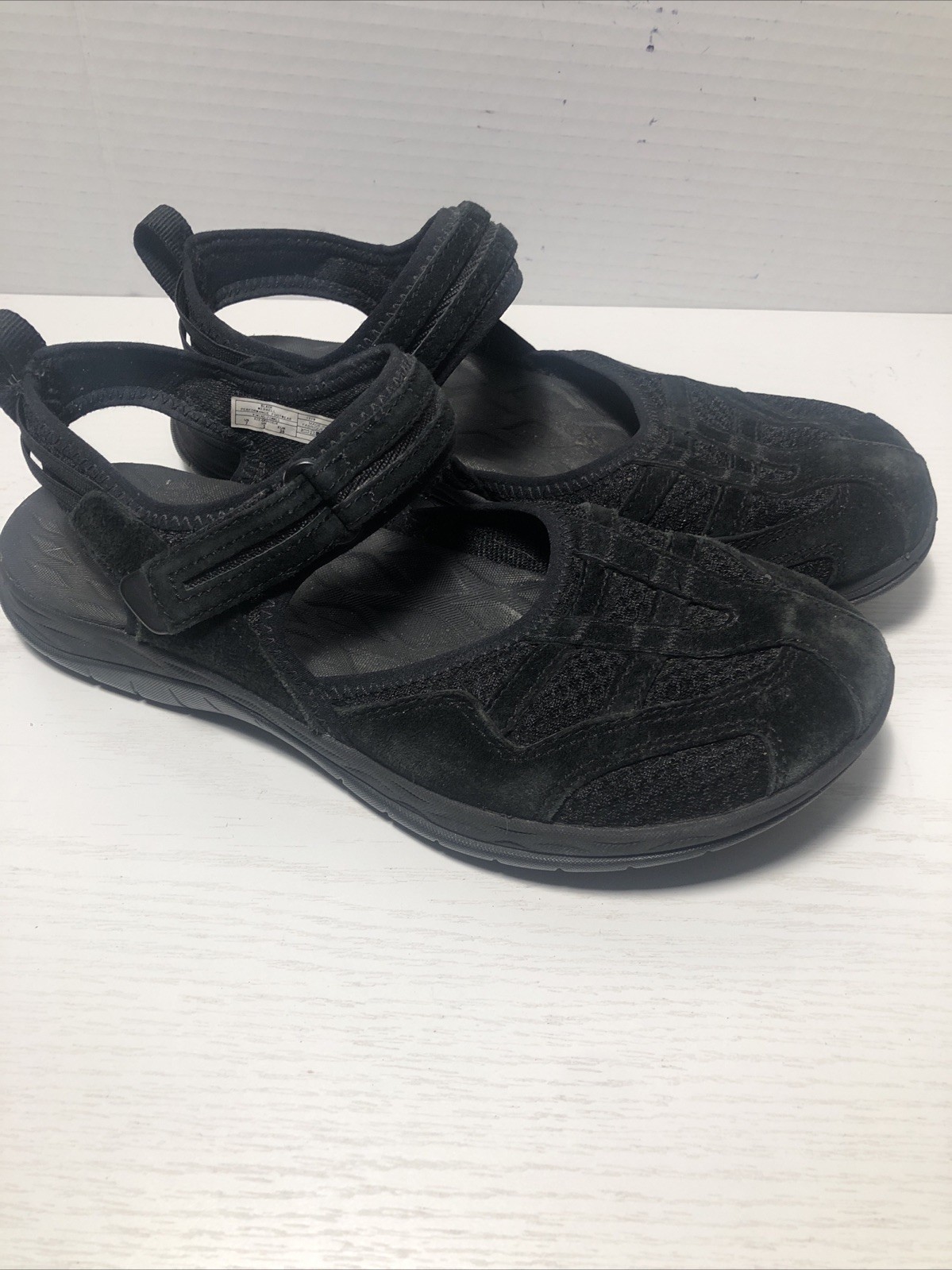 Merrell Women Black Close Toe Sandals Mesh Mary Jane Hiking Walking Shoes Size 7