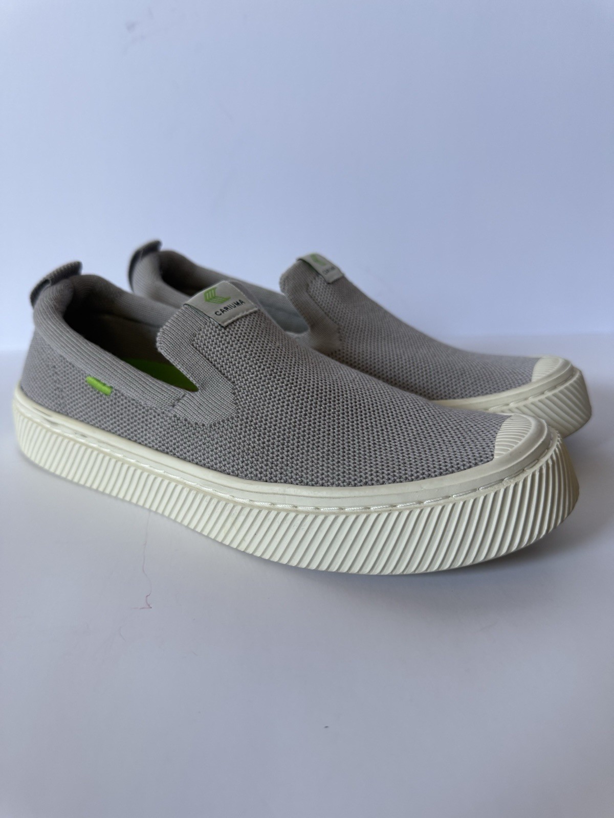 Cariuma IBI Slip-On Shoes Women’s 6.5 Gray Knit Sustainable Casual Comfort