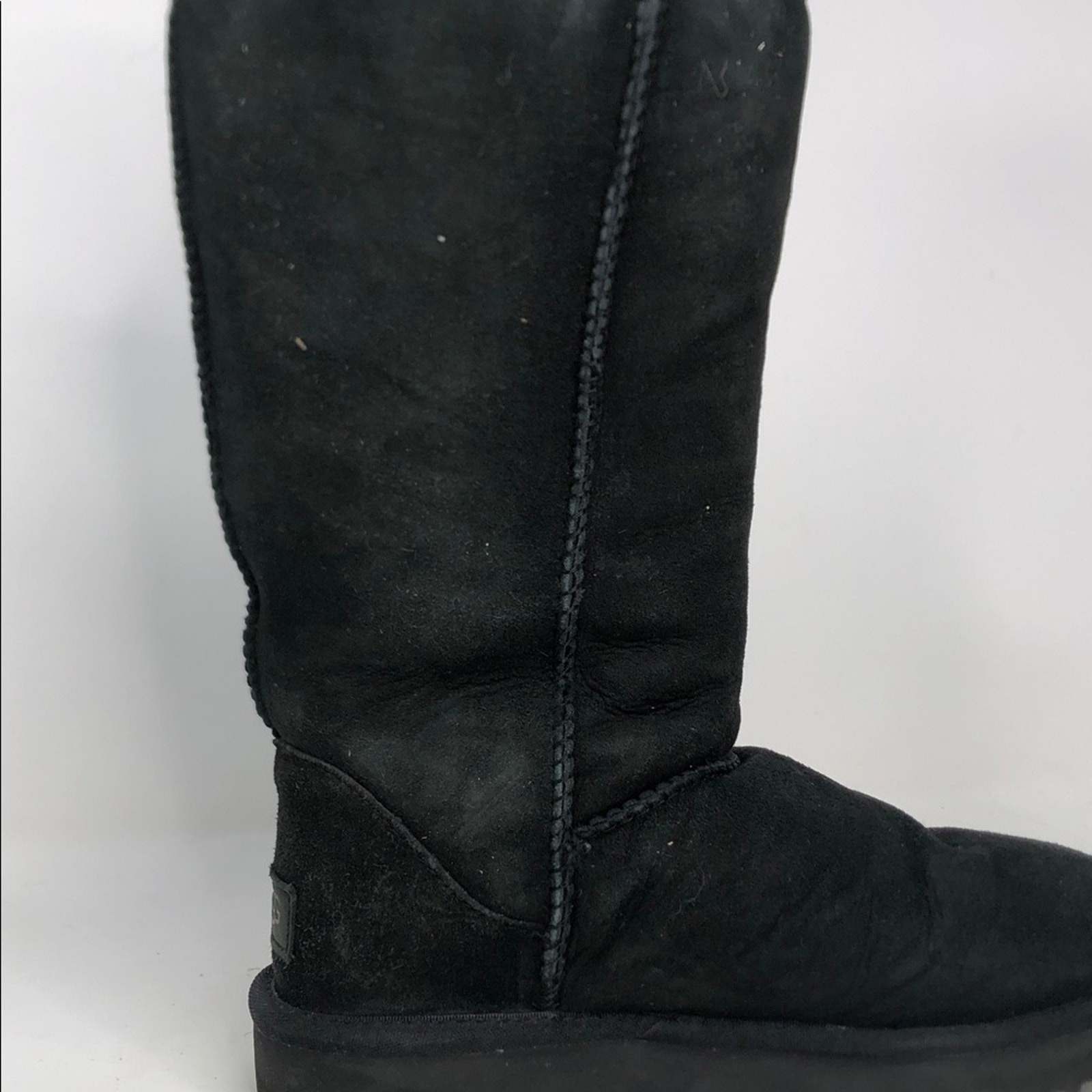 UGG Classic Tall II Black Suede Women’s Boots – Size 6