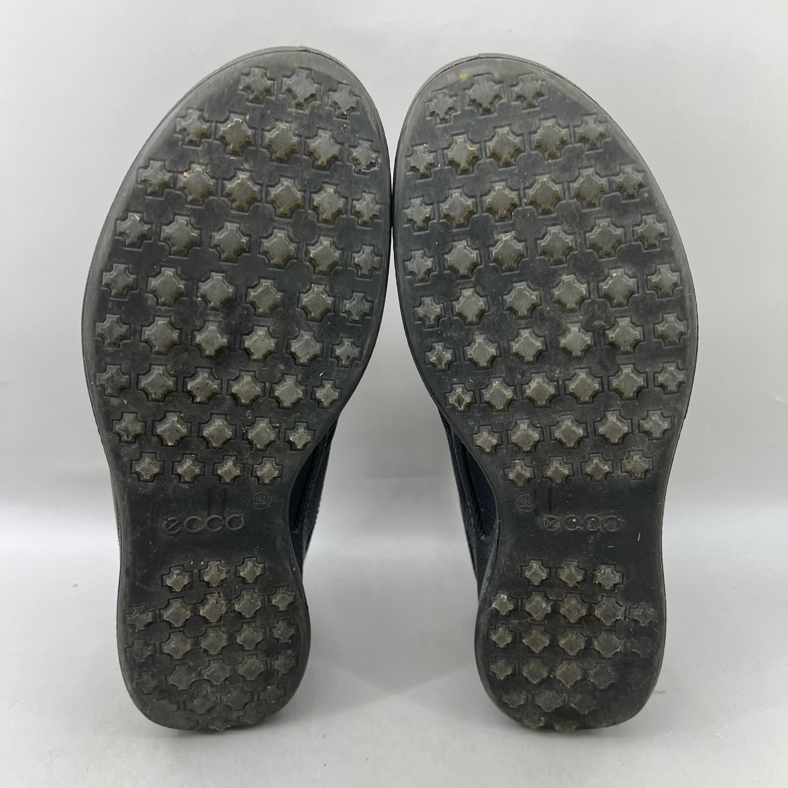 Ecco Golf Biom Hybrid Shoes Women Size 7 7.5 Black Leather Spikeless Sneakers
