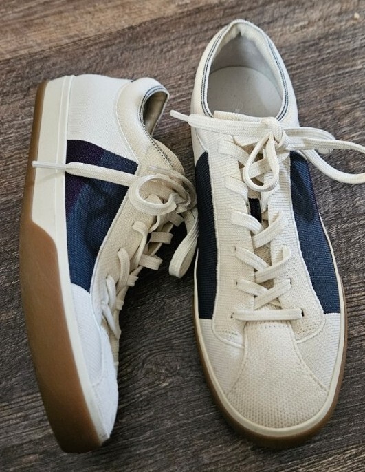 Rothy’s Blackberry Sneakers