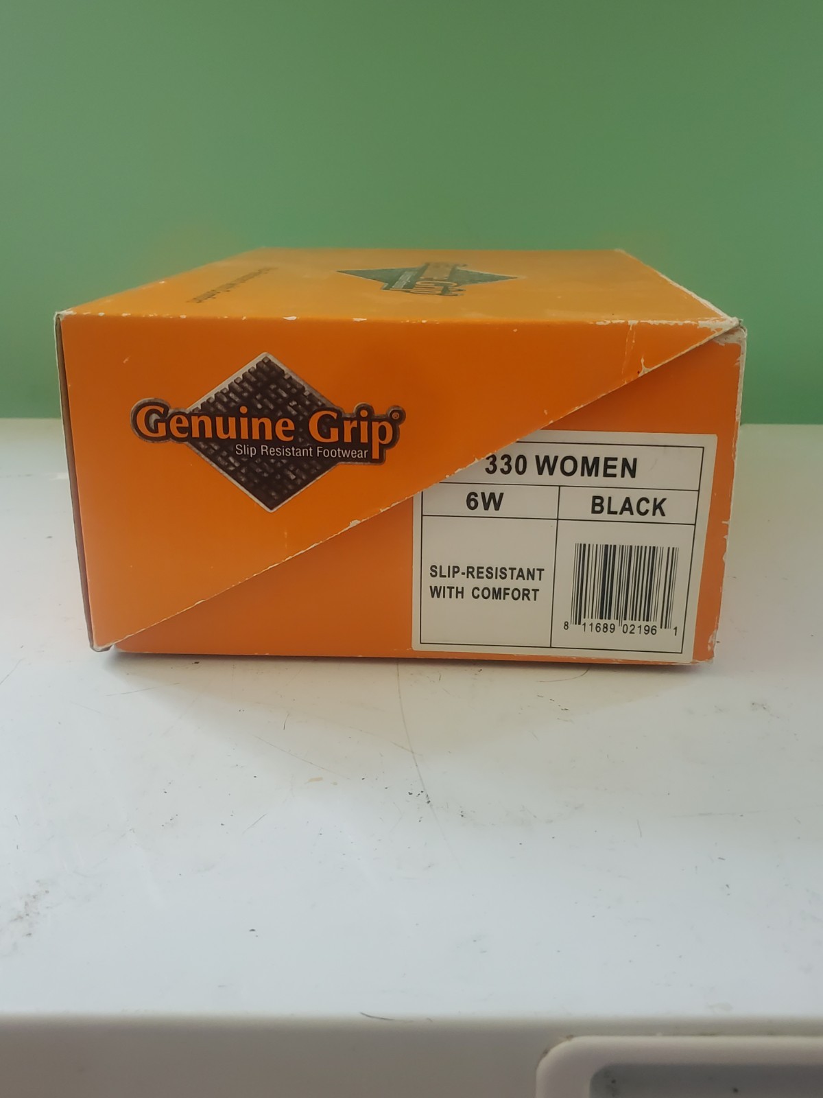 NEW Genuine Grip 210 Women’s Slip Resistant Work Shoes Black Size 6W Wide –…