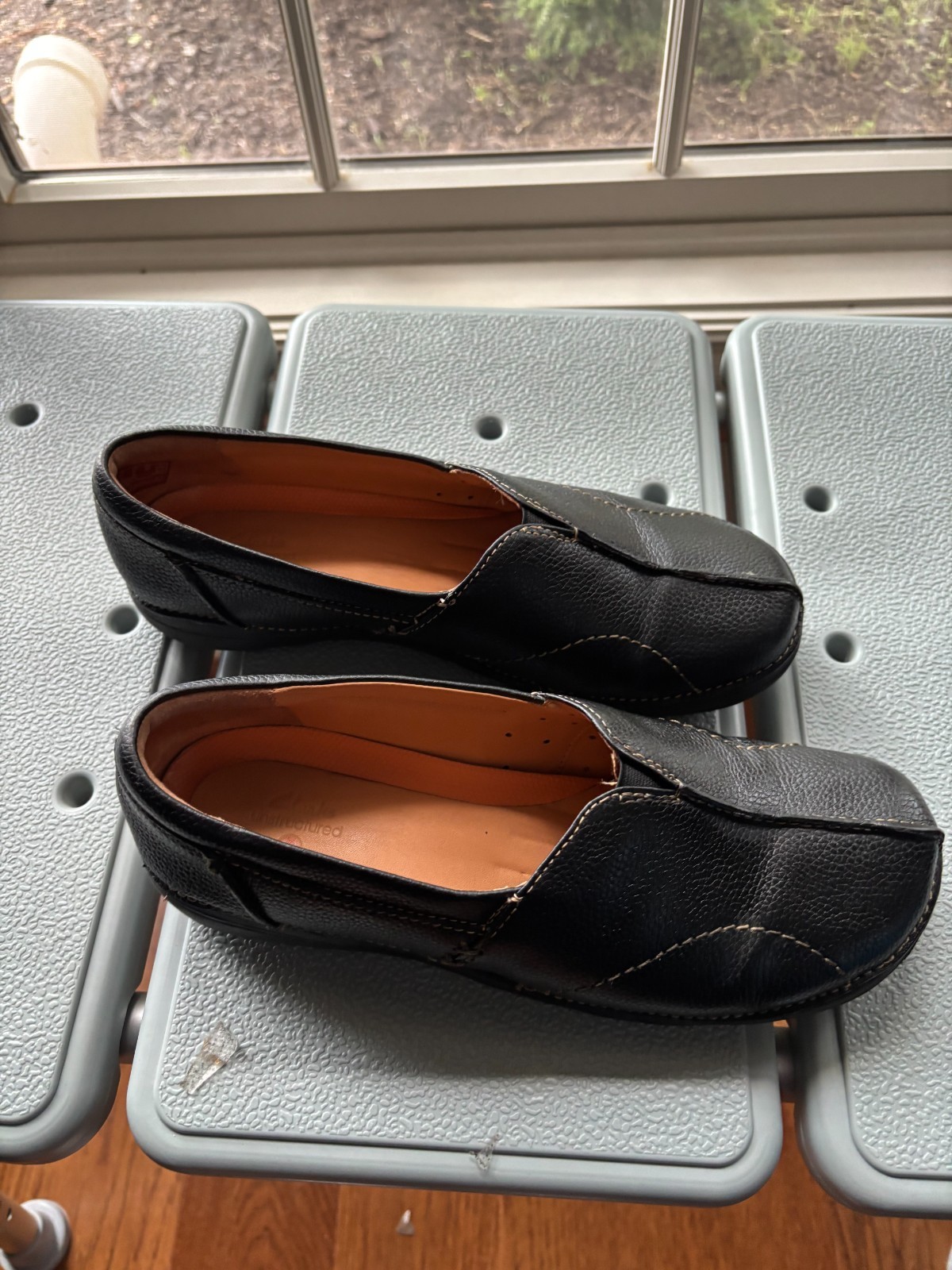 Clarks UN Loop Stride Shoes, 8 Wide, GUC