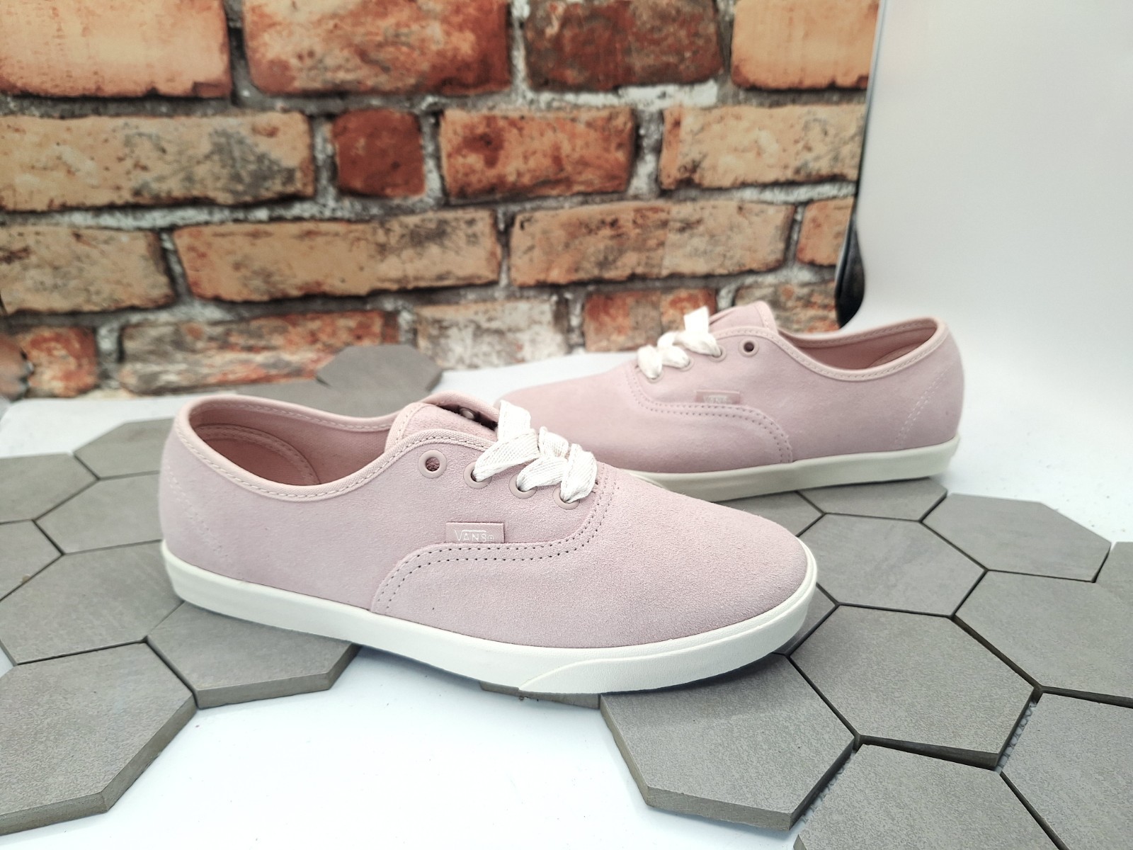 ​Vans Authentic Lowpro Sepia Rose Suede Sneakers Women 7.5 Low Profile Authentic