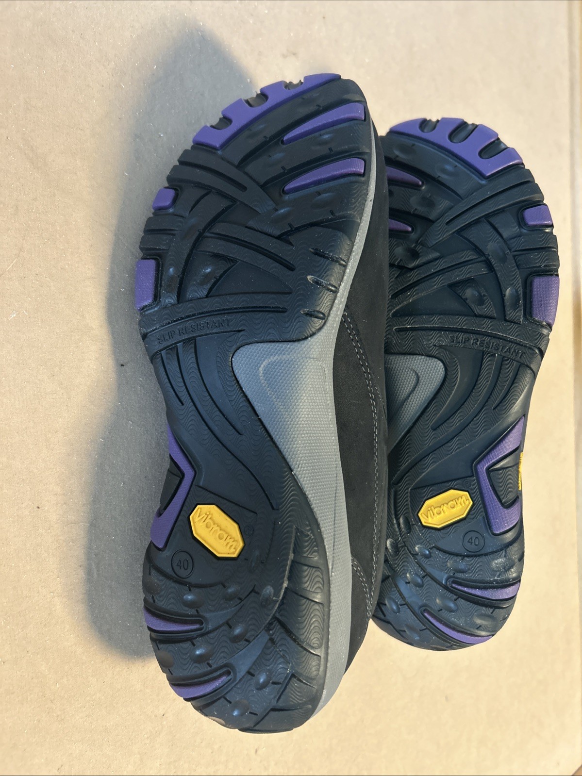 Dansko Patti Women’s, Black Milled Nubuck, W40 US 10 Vibram Slip On NWOB