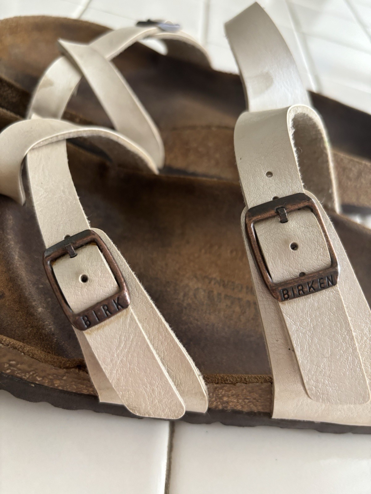 BIRKENSTOCK Mayari Sandals Size 38 Graceful Pearl White with Buckles