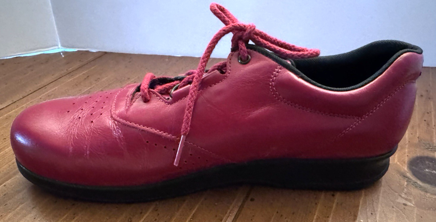 SAS Free Time Leather Lace Up Walking Shoes Sneakers – Women’s Size 10 N – Red
