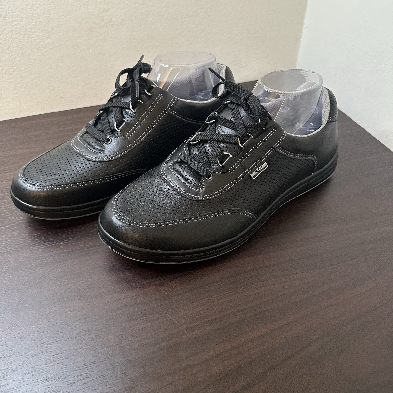 SAS Sporty Lux Black Leather Perforated Lace-Up Casual Comfort Sneakers 10.5 W