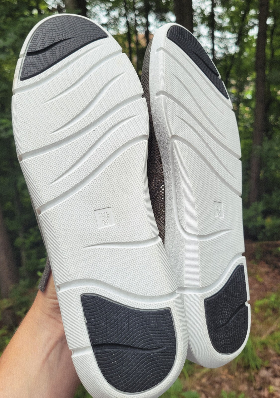 Vaneli Sport Womens Slip On Sneakers Size 10.5 M Pewter Metallic Snake Zippers