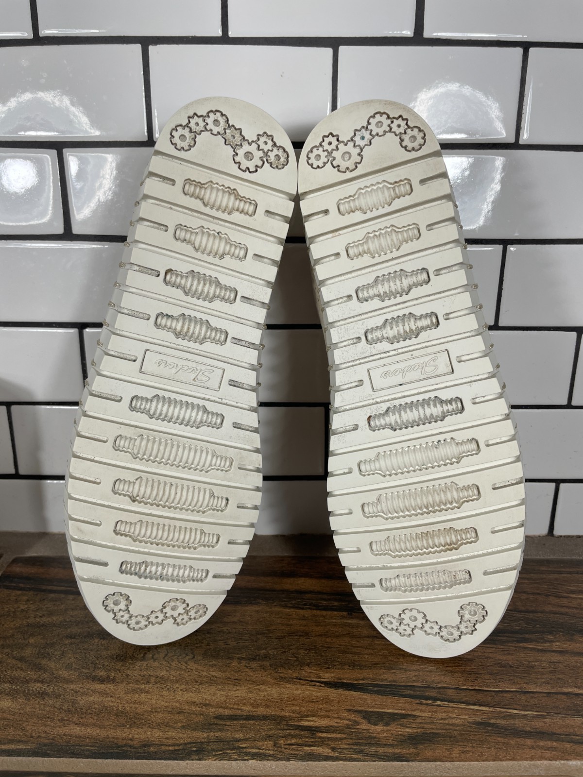 SKECHERS Sepulveda Blvd Floral Maze Shoes Womens Size 8 Natural Casual Sneaker