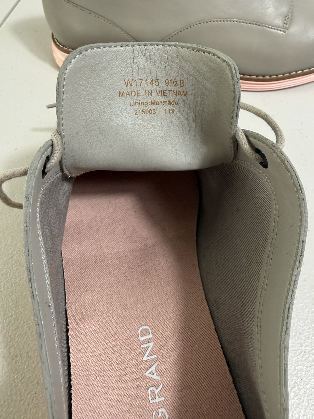 Cole Haan Original Grand Oxford Women’s 9.5B Gray Leather Pink Sole W17145 New