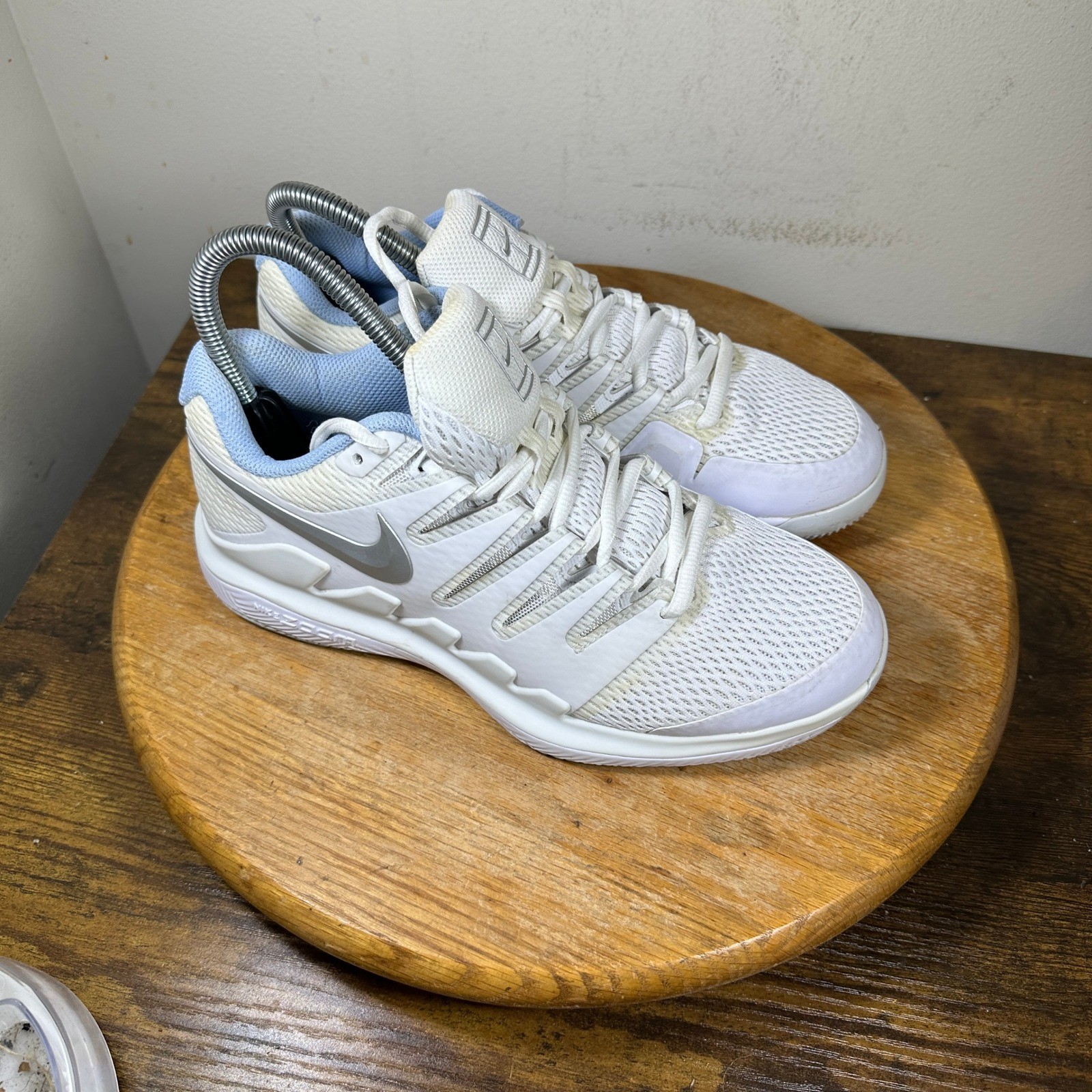 Nike Court Air Zoom Vapor X HC Womens Shoes White Silver AA8027-105 Size 7.5