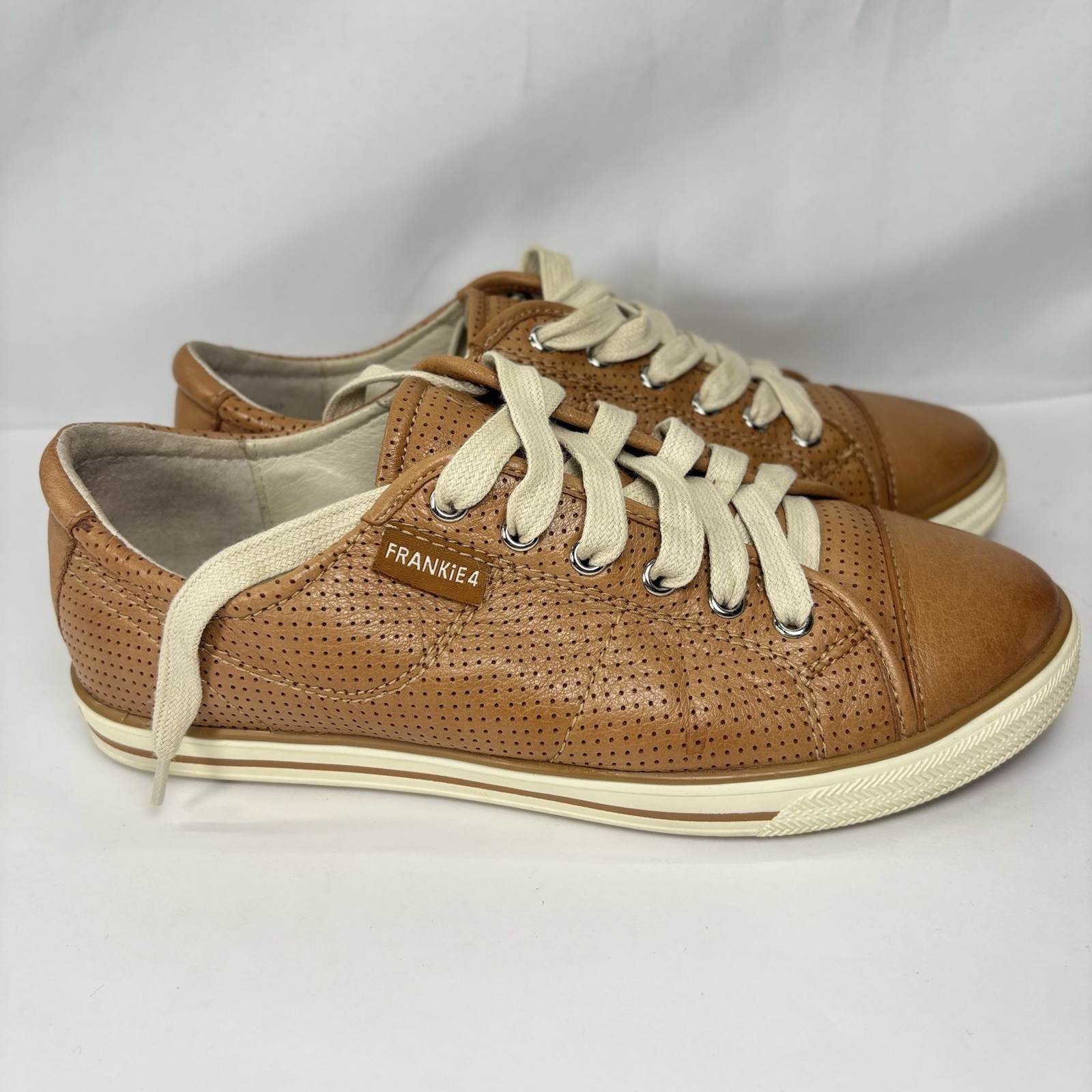 FRANKiE4 NAT II Sneakers Womens 7 Soft Tan Perforated Leather Comfort NO INSOLES
