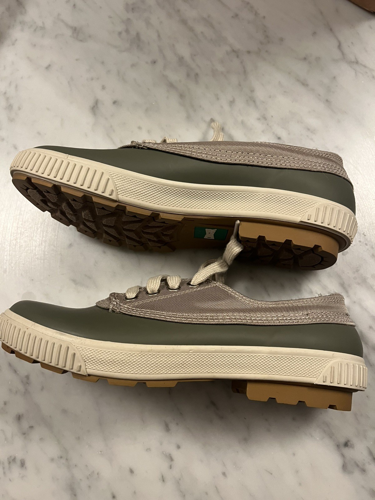 Cougar Women’s Dash Duck Shoe Waterproof Sneakers Size 7 Casual Outdoor