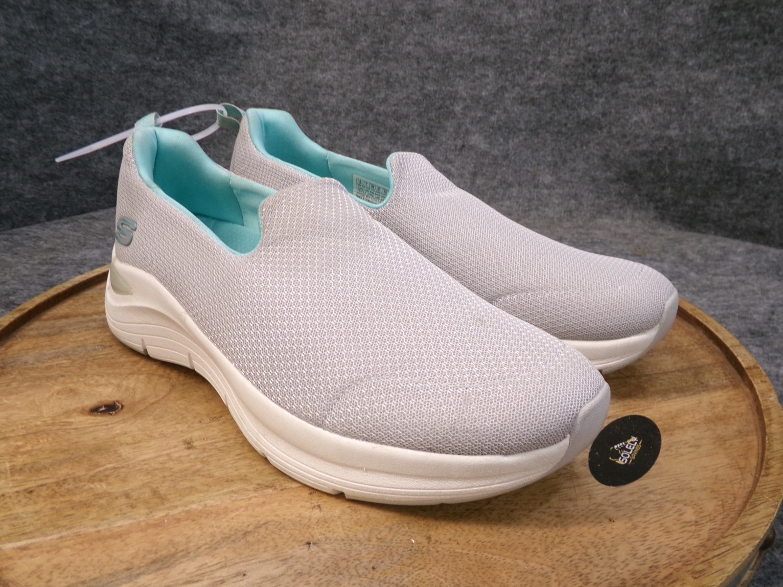Skechers Arch Comfort Womens Size 10 US Gray Teal Athletic Slip On Shoes 56126