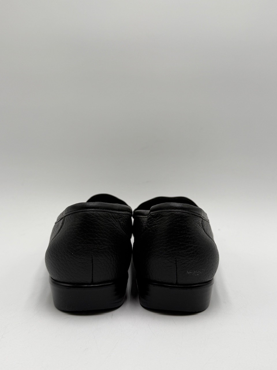SAS SIMPLIFY BLACK Women’s NEW Slip-On Loafer Black Multiple Sizes