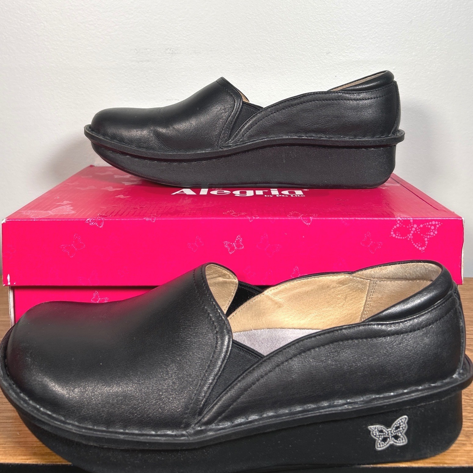 Alegria Debra Black Leather Professional Clogs Nursing Shoes Womens Sz 9.5-10