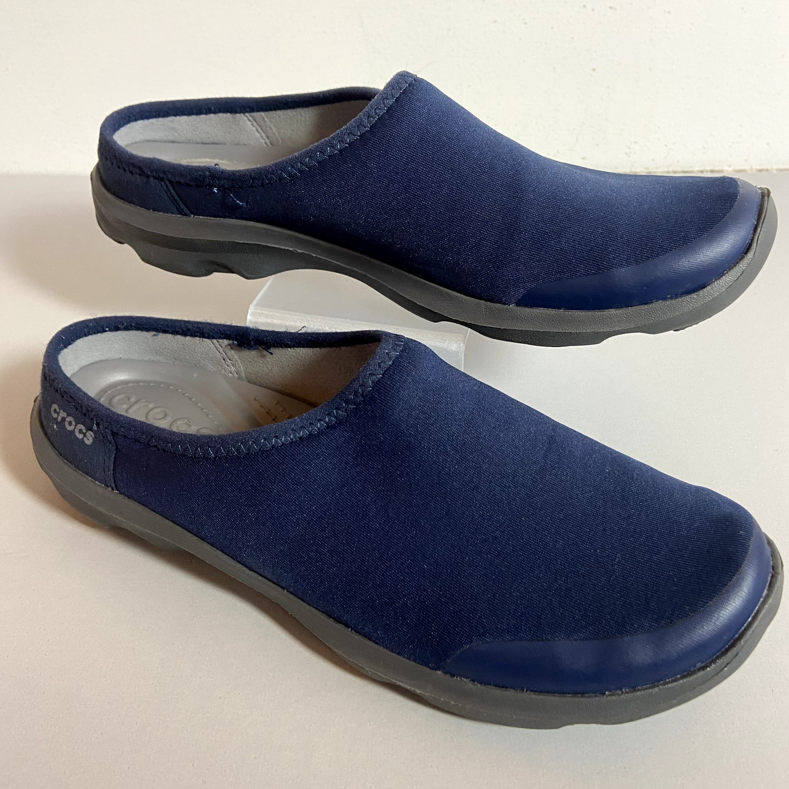 Crocs Womens Slip On Mules Cloth Sz 6 Blue Clogs Fabric Duet Busy Day No Backs