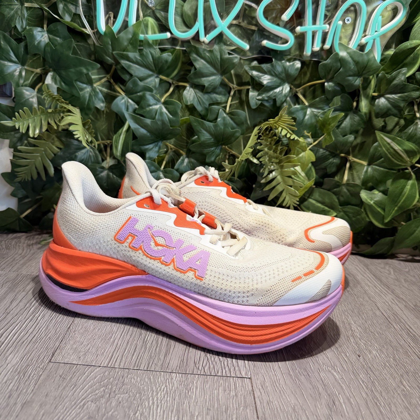 Hoka One One Women’s Skyward X Running Sneaker Shoes, Size 9 B
