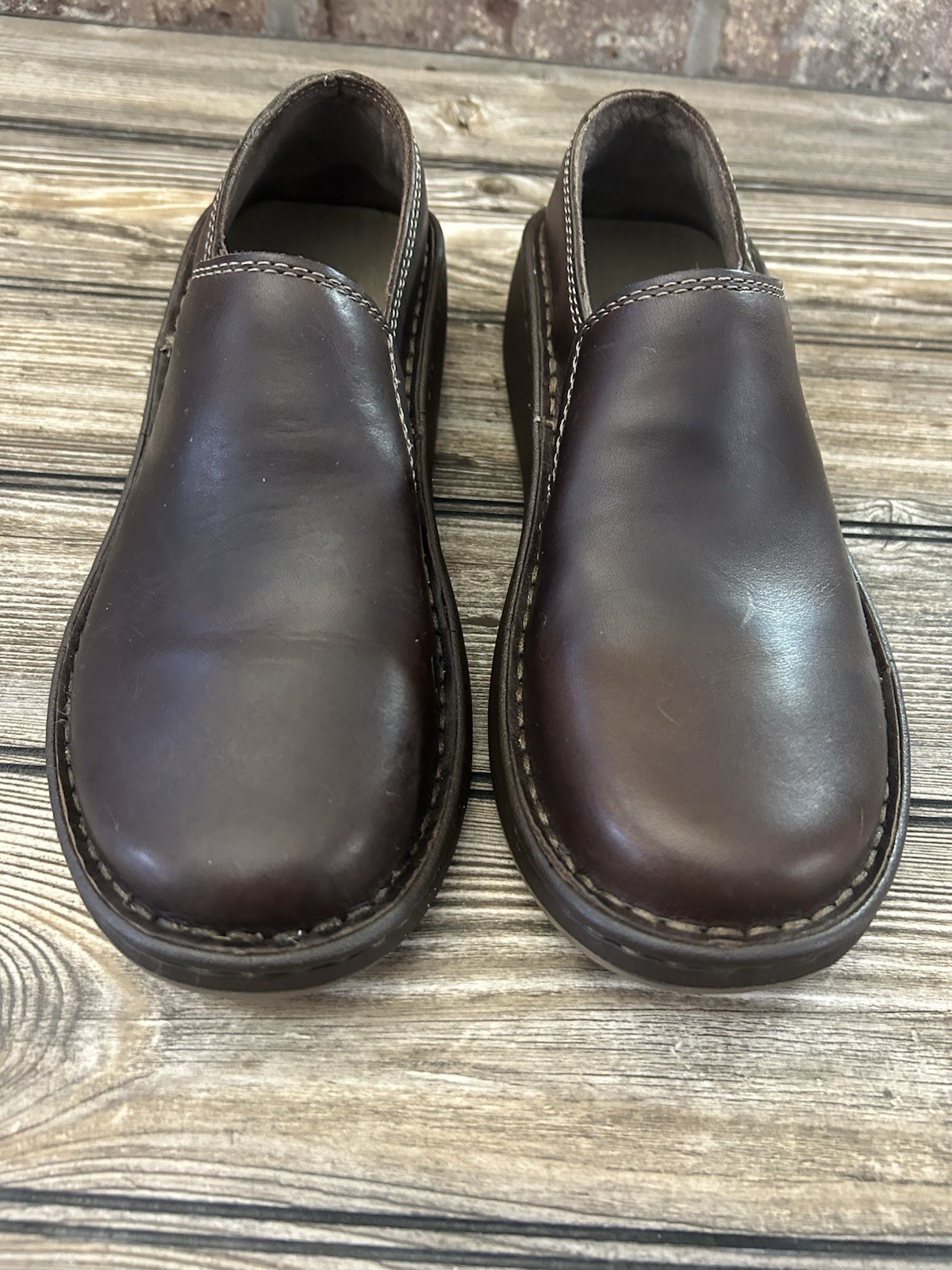 Chaco Zaagh Gunnison 100% Leather Clogs Womens 8.5 Chocolate Brown Vibram Soles