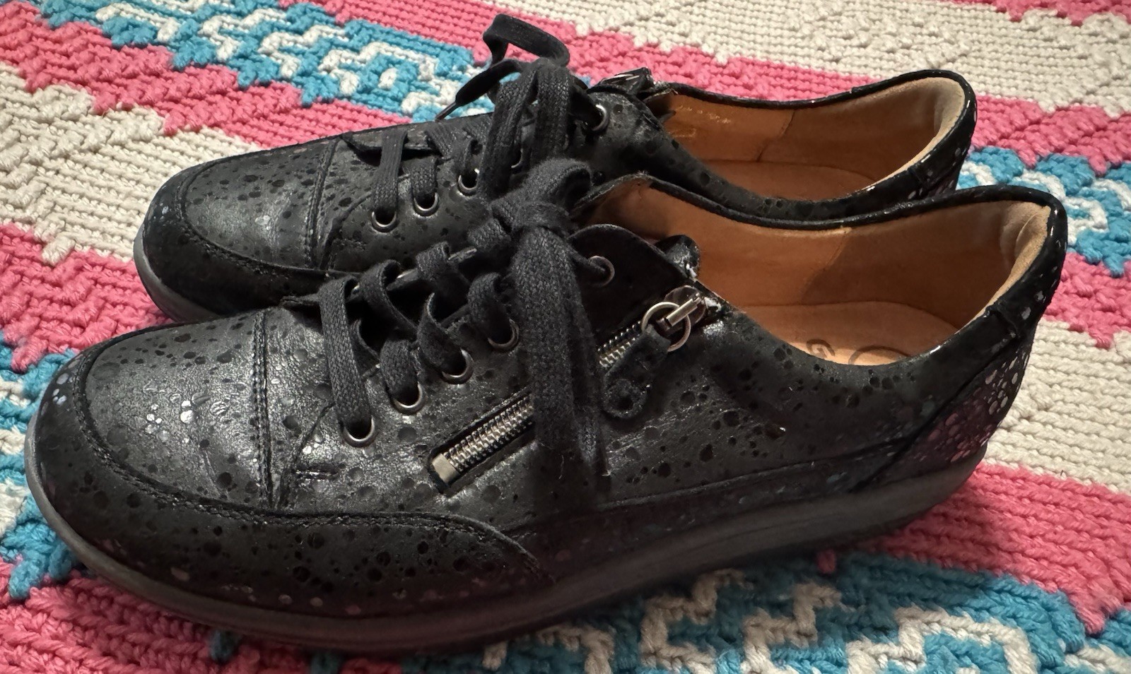 Ganter Sensitiv Women Black Textured Leather Lace Up Side Zip Sneakers Size 7.5