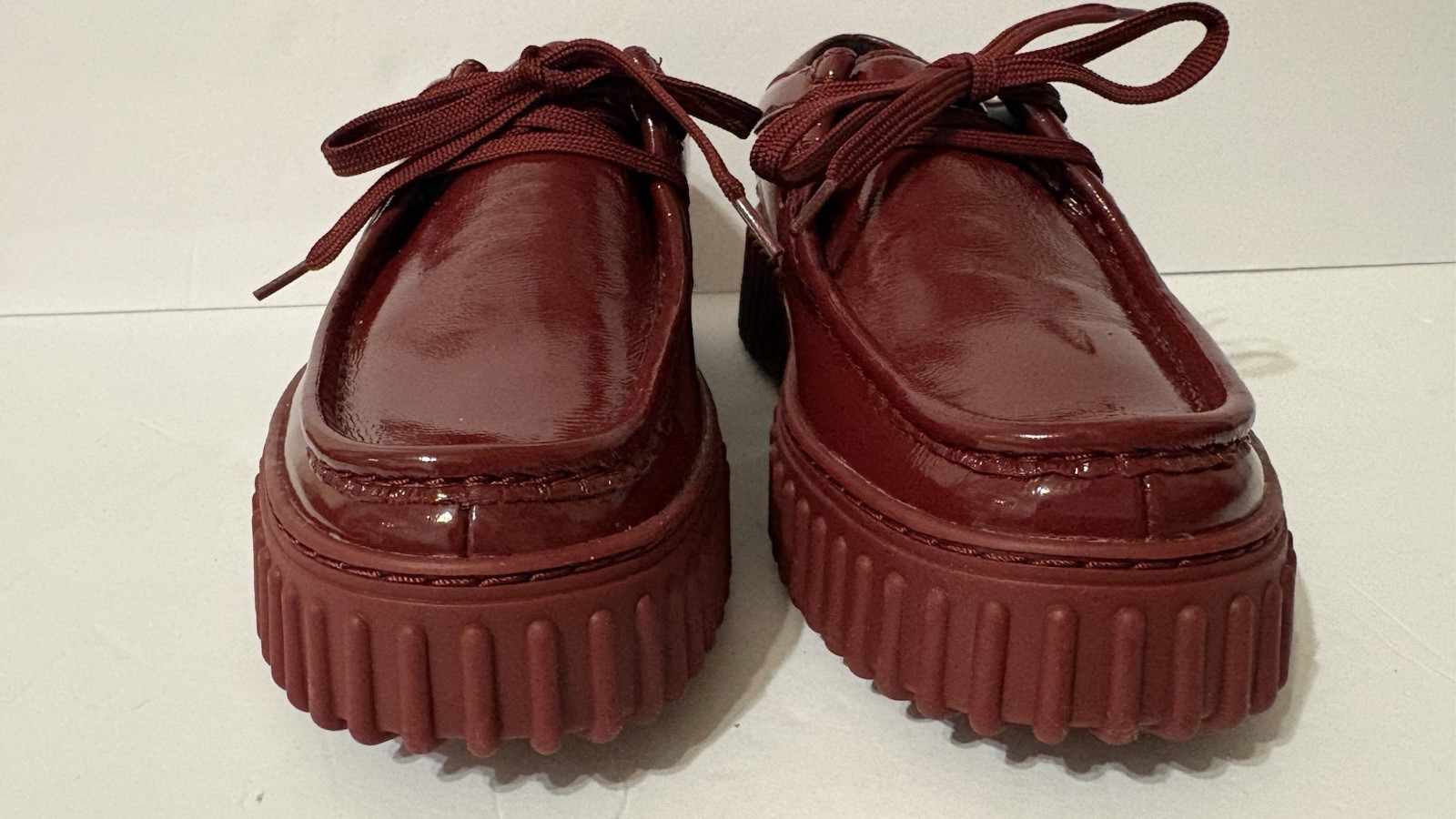 Clark’s Collection Torhill Bee Burgundy Patent Leather 8.5