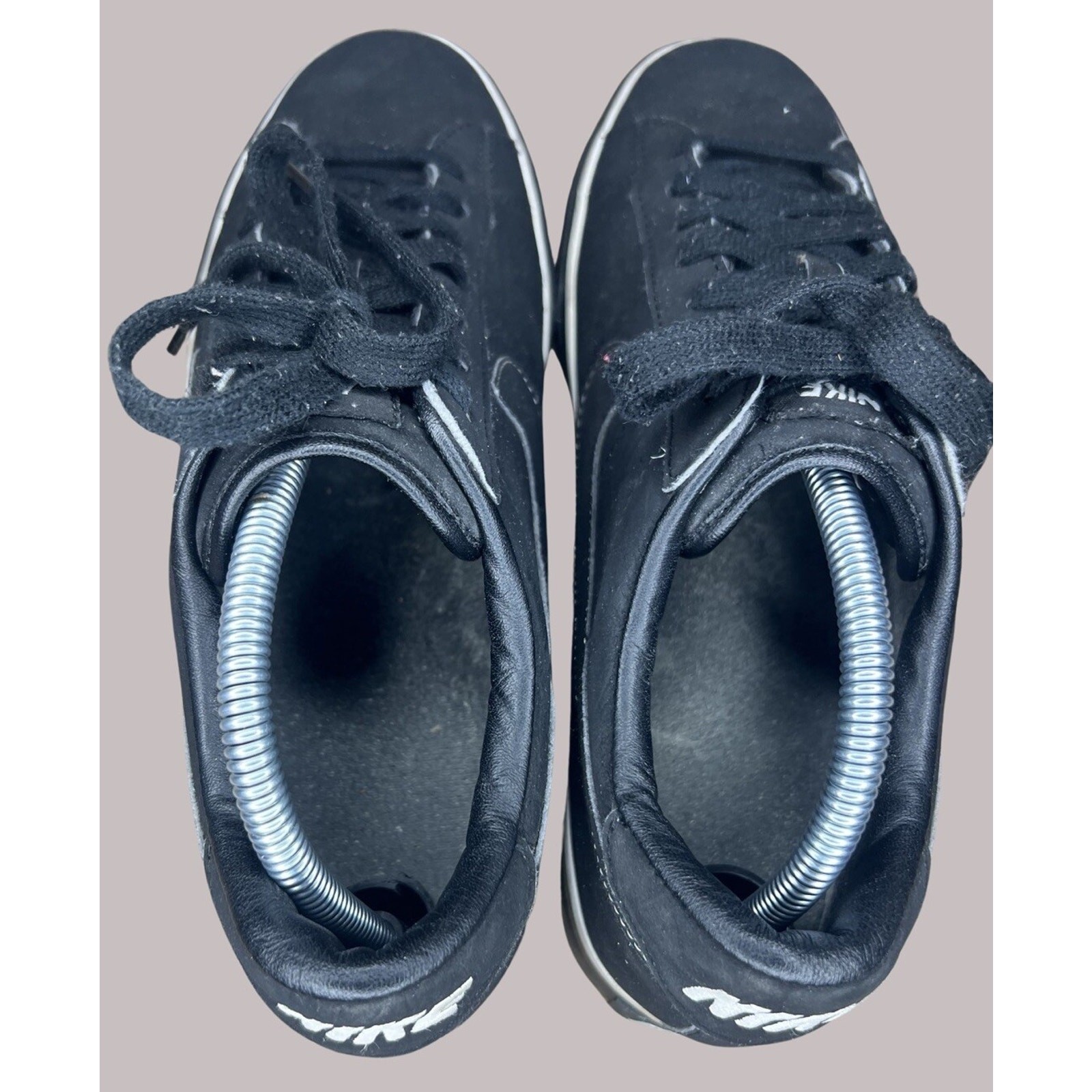 WOMEN’S SIZE 10- NIKE Sweet Classic Low Leather Sneaker, Black| 354496-010