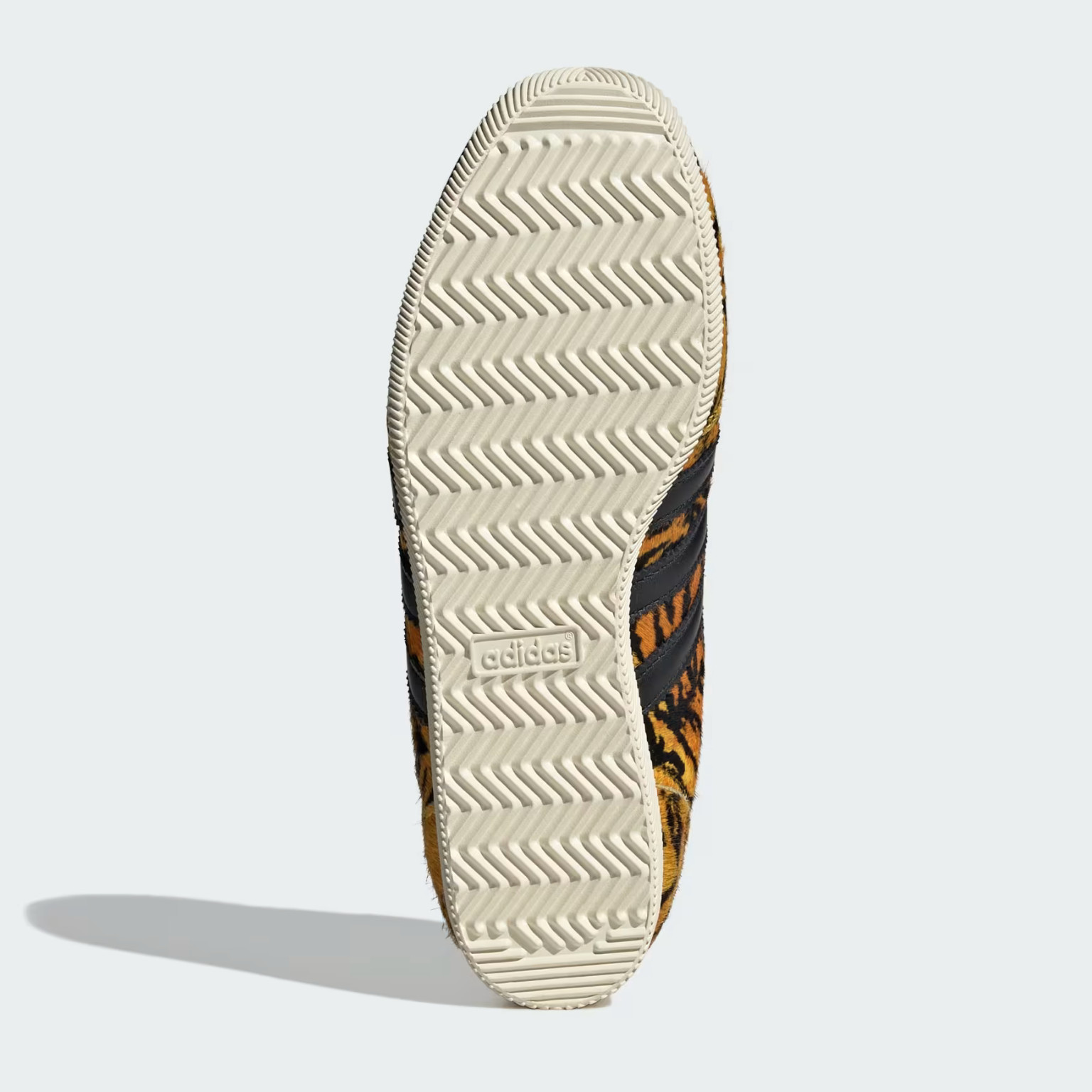 Adidas Japan Tiger Print Yellow Black Women’s New KI6545