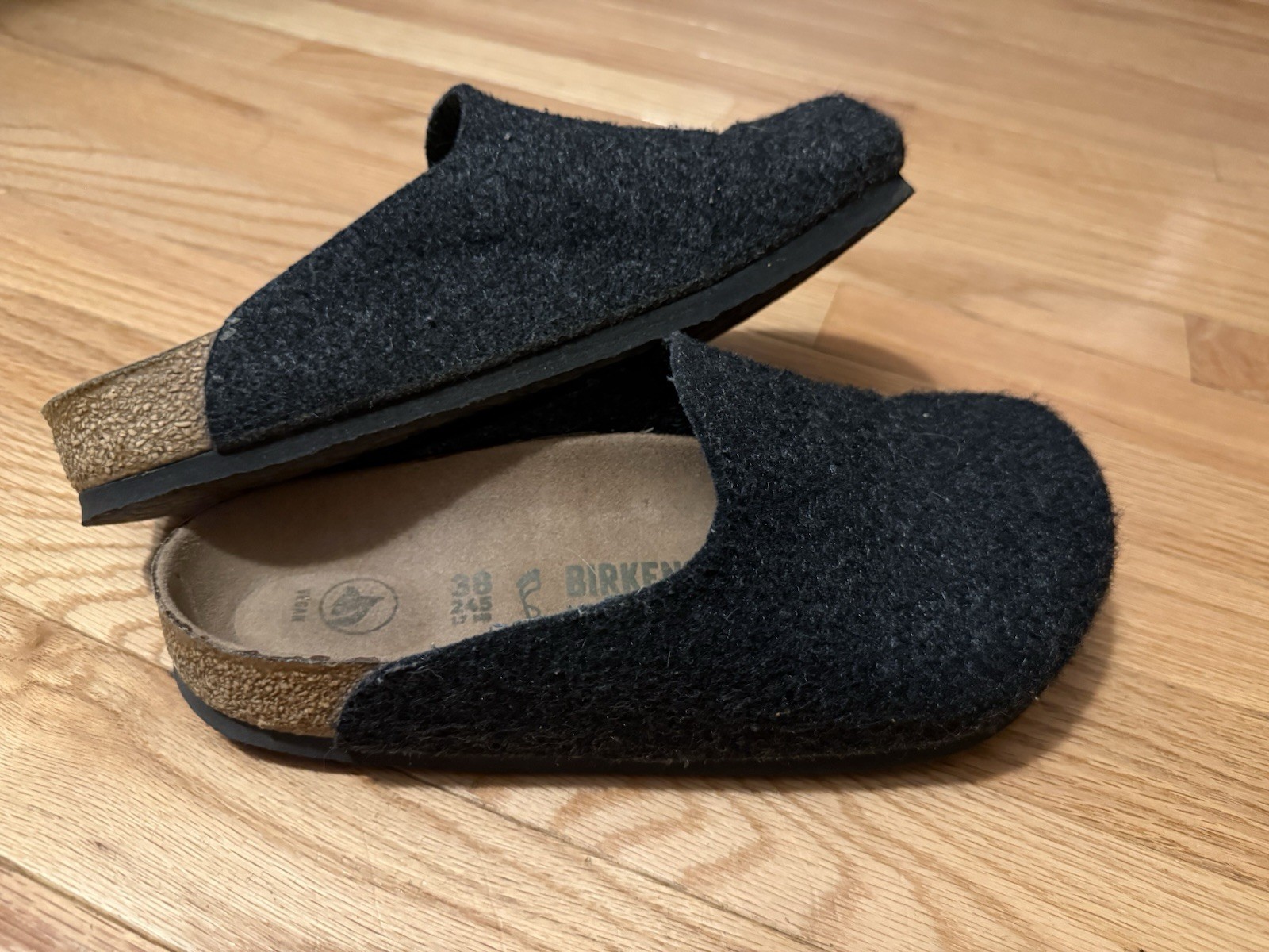 VEGAN Birkenstock Amsterdam Womens Size 38 Dark Gray Felt Clog Mule Comfort