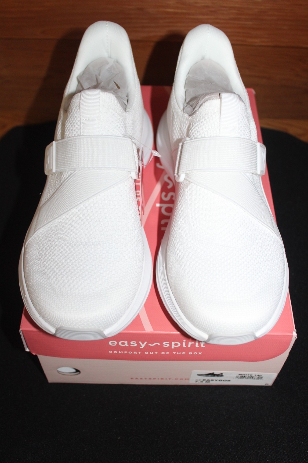 Women’s Easy Spirit EasyGo Knit Lightweight Slip On Sneaker White Sz 7.5 M