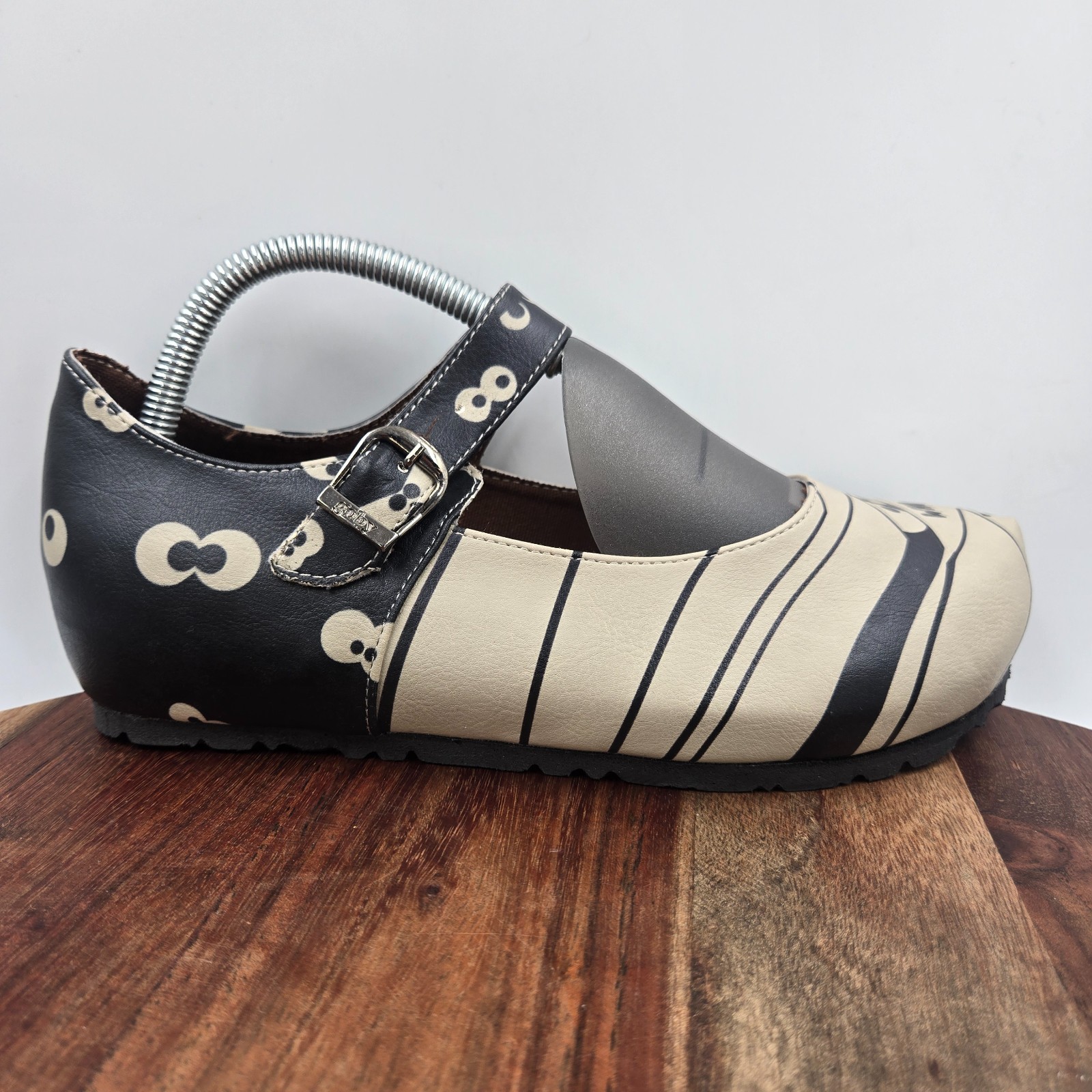 Goby Mary Jane Shoes Womens 39 / 8.5 Black Beige Vegan Halloween Skeleton Loafer