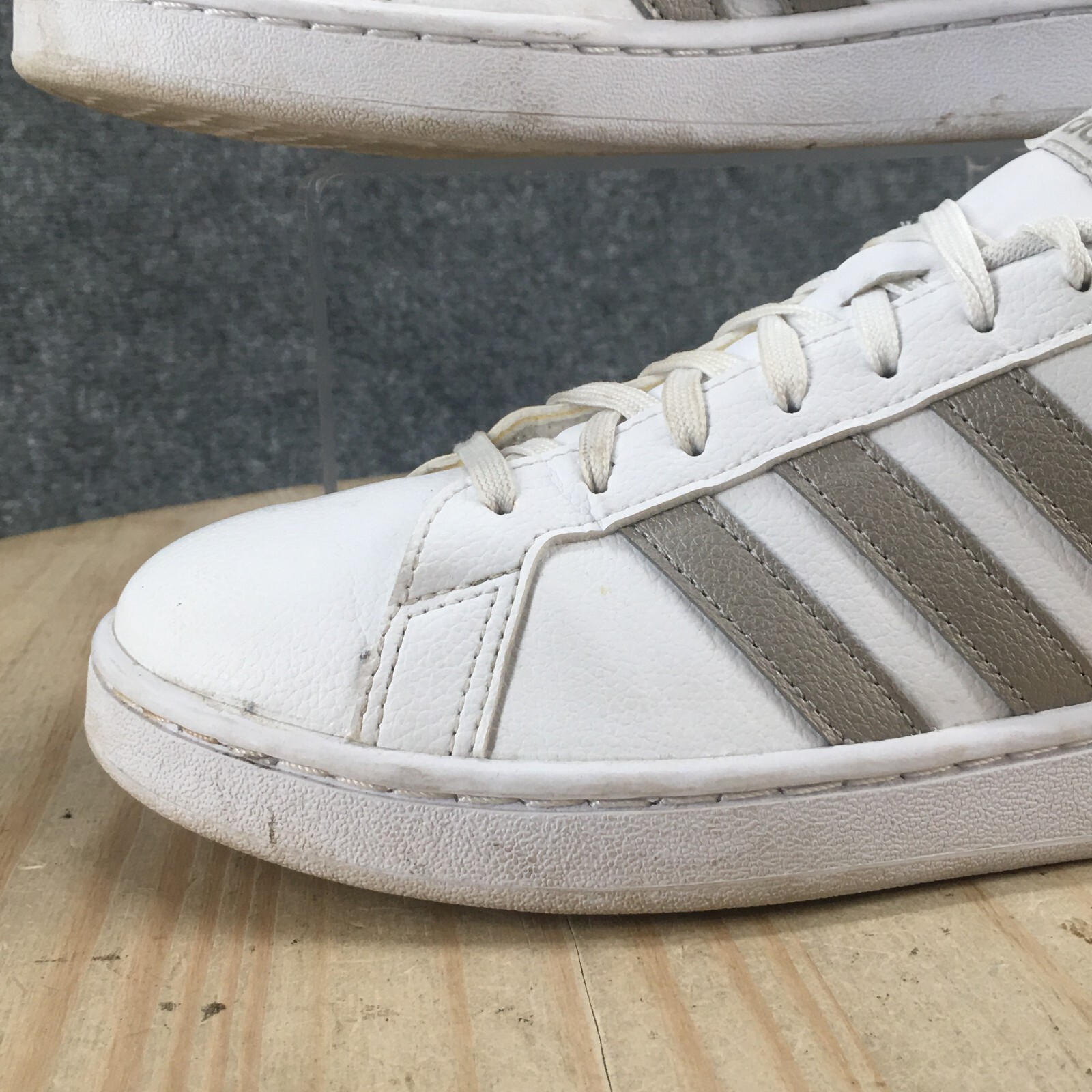 Adidas Sneaker Men 8.5 White Grand Court Lace Up Round Toe Casual Comfort F36485
