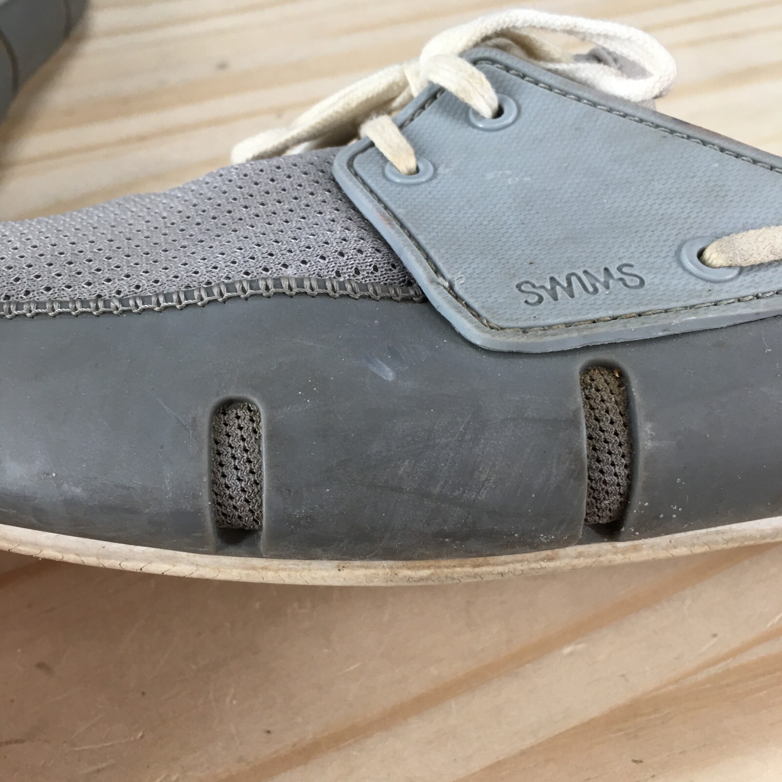 Swims Shoes Womens 9 Sport Loafers Gray Perforated Lace Up Comfort Casual Flats