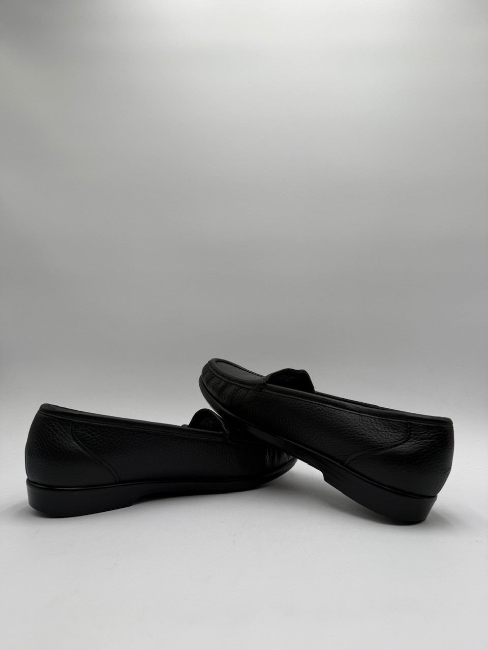 SAS SIMPLIFY BLACK Women’s NEW Slip-On Loafer Black Multiple Sizes